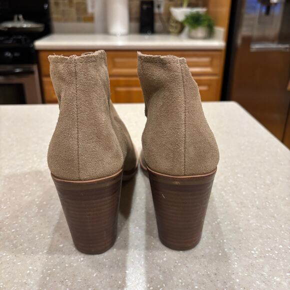 Dolce Vita Spade Women's Size 7.5 Brown Suede Western Heeled Chelsea Ankle Boots - Picture 4 of 8